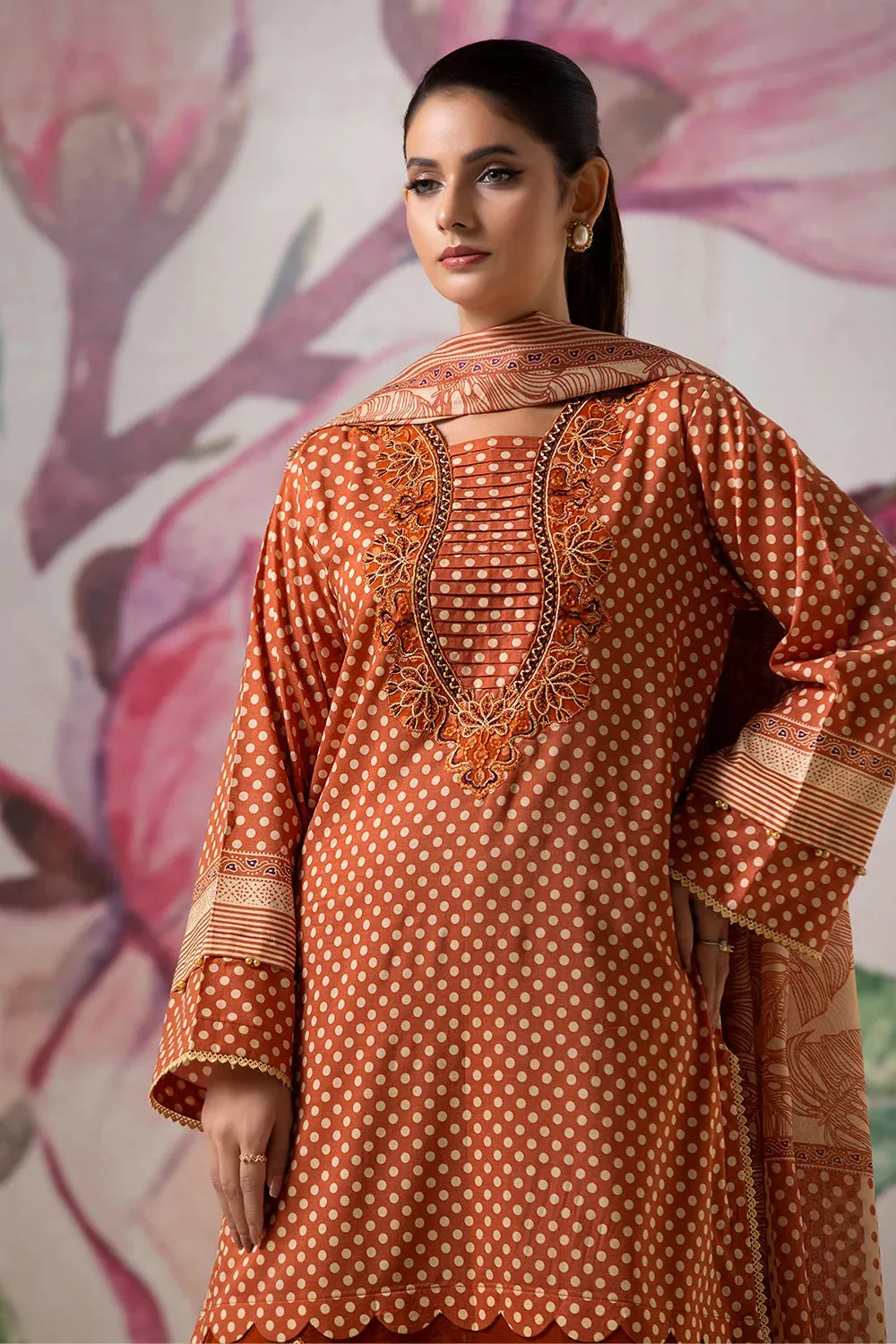 3PC Embroidered Unstitched Lawn Suit KL-2617