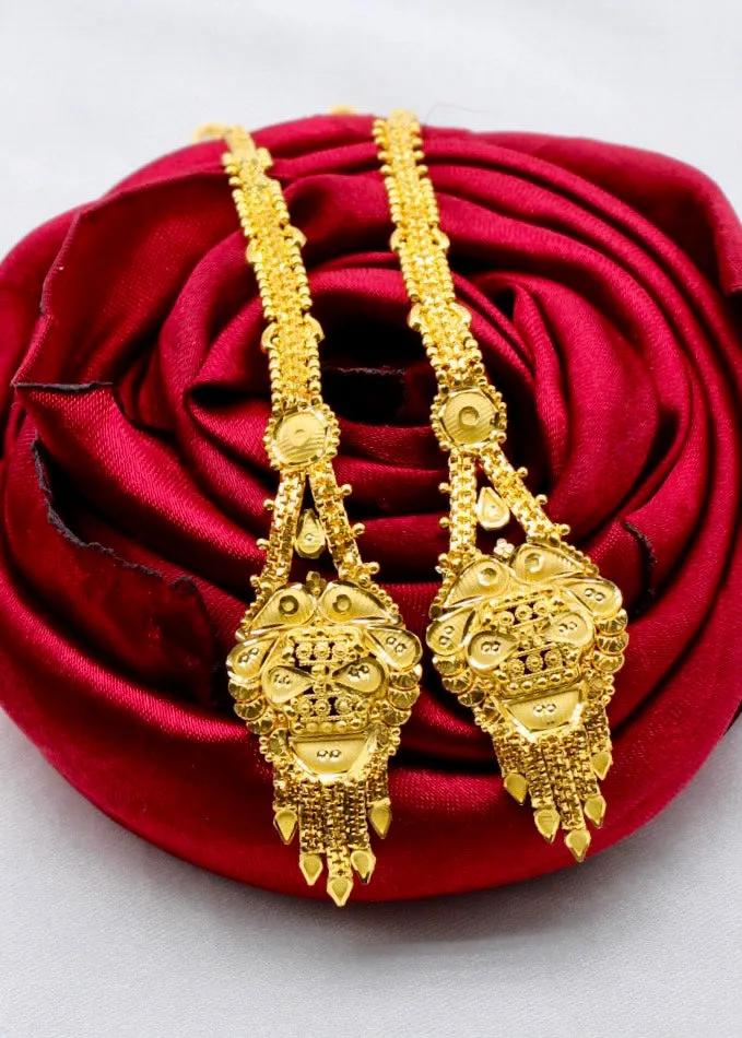 APPEALING GOLD PLATED EARRINGS