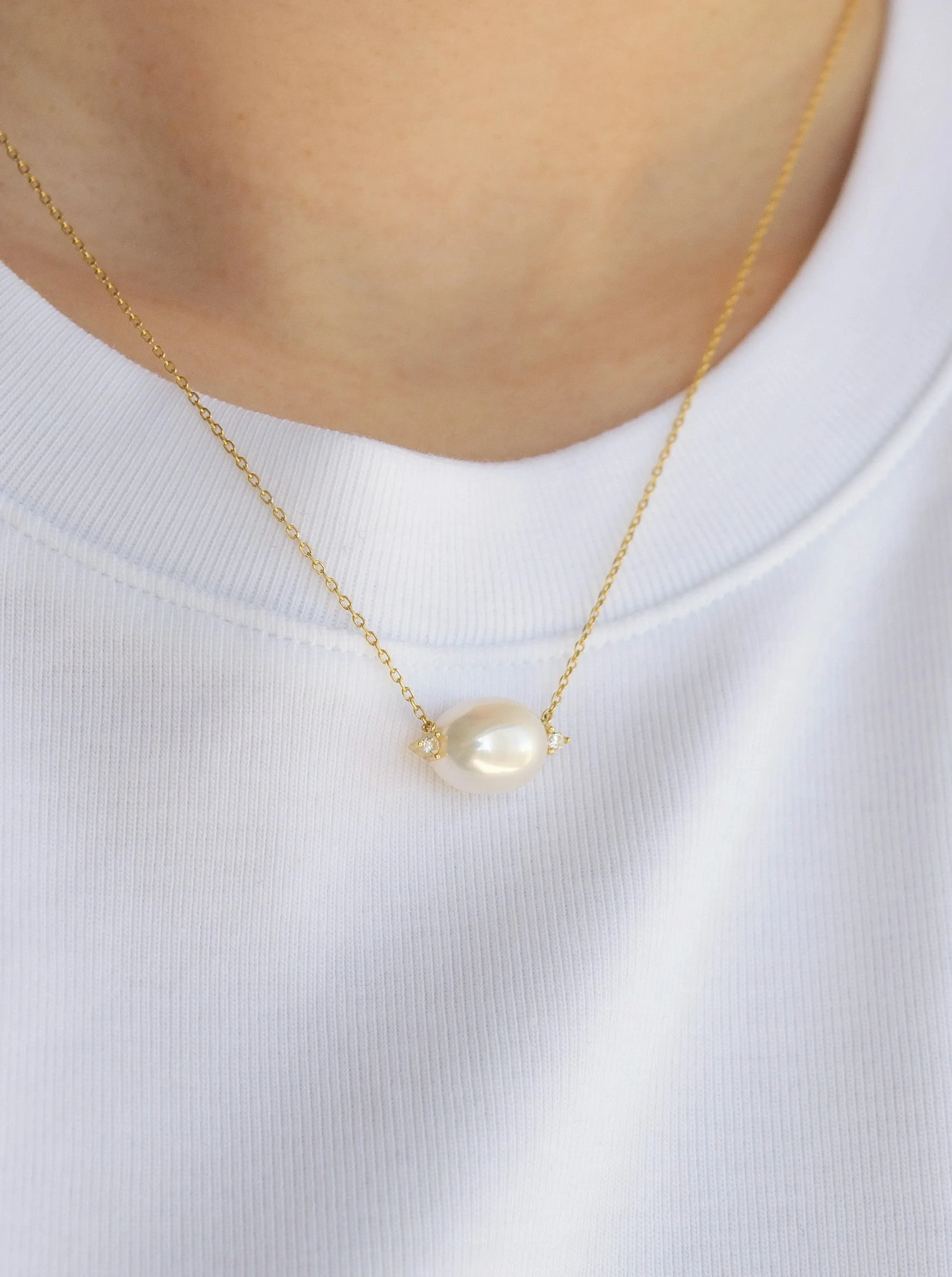 Charlotte Pearl Necklace