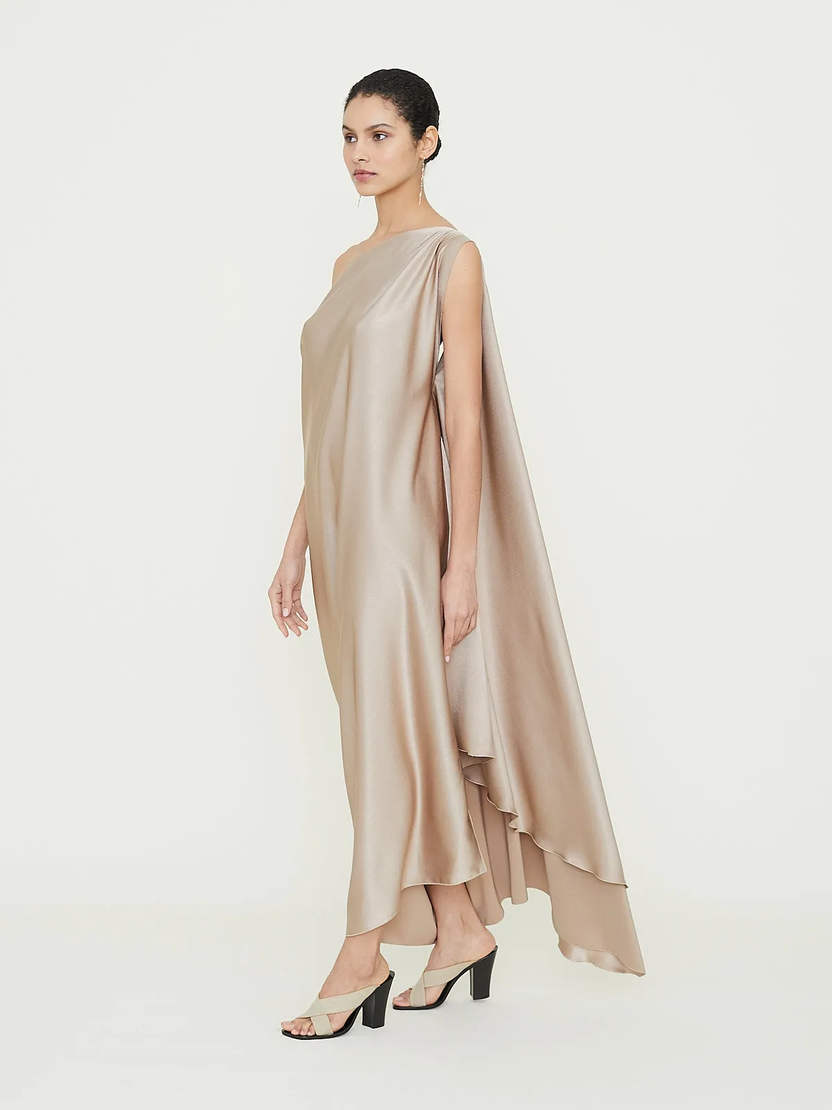 Dea Dress in Beige