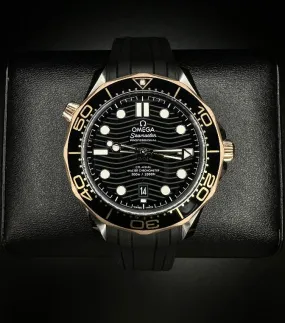 Omega Seamaster Diver 300M 42 mm, steel ‑ Sedna™ gold on rubber strap 210.22.42.20.01.002